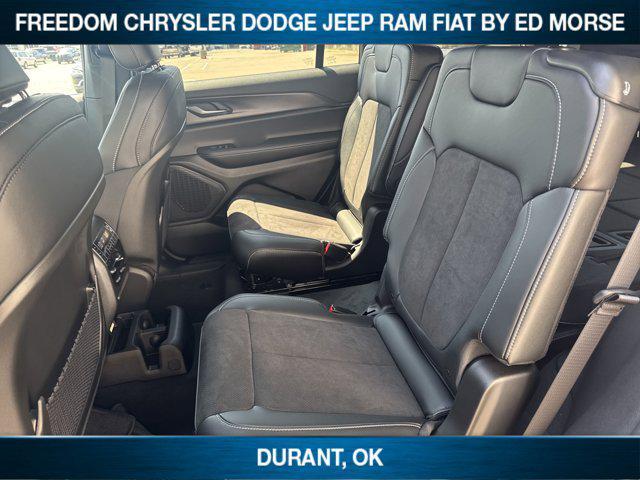 new 2025 Jeep Grand Cherokee L car, priced at $43,676