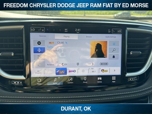 new 2025 Chrysler Pacifica car, priced at $41,138
