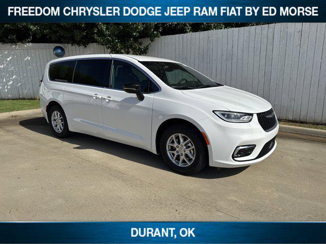new 2025 Chrysler Pacifica car, priced at $41,138