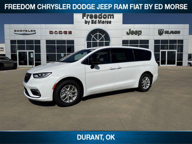new 2025 Chrysler Pacifica car, priced at $41,138