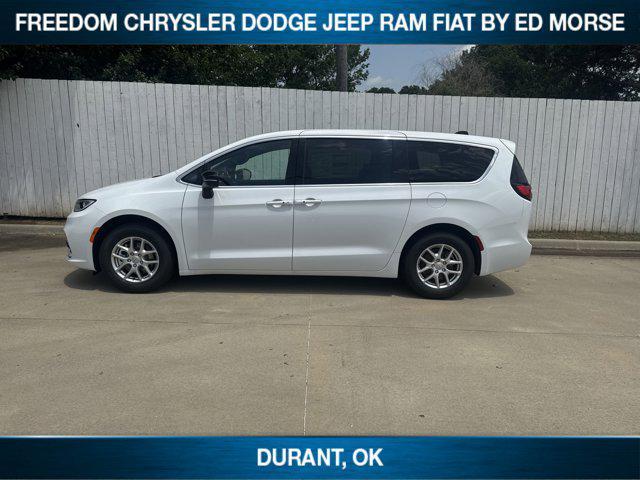 new 2025 Chrysler Pacifica car, priced at $41,130