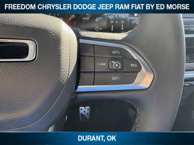 new 2025 Jeep Compass car, priced at $32,200