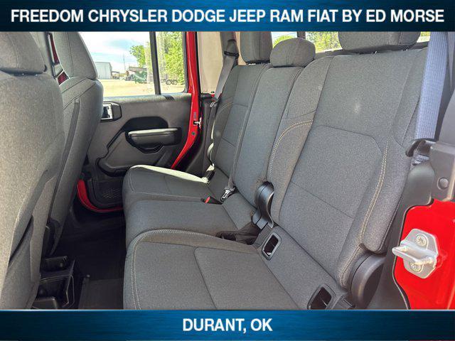 new 2025 Jeep Gladiator car, priced at $44,379