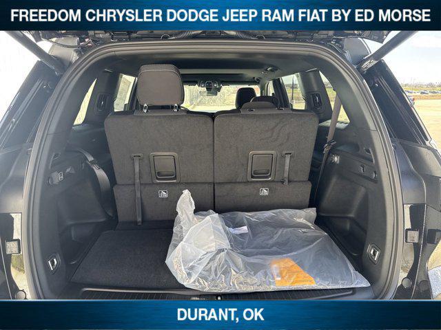 new 2025 Jeep Grand Cherokee L car, priced at $40,220