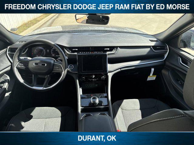 new 2025 Jeep Grand Cherokee L car, priced at $40,220