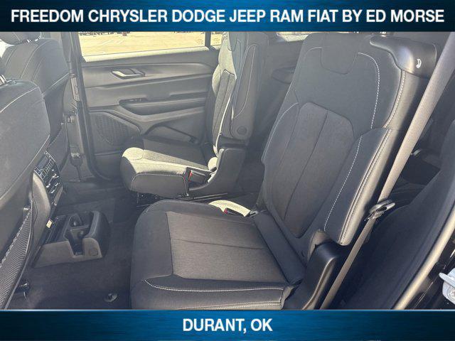 new 2025 Jeep Grand Cherokee L car, priced at $40,220