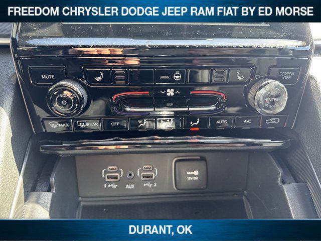 new 2025 Jeep Grand Cherokee L car, priced at $40,220