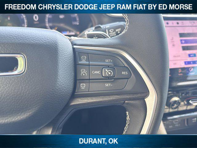 new 2025 Jeep Grand Cherokee car, priced at $44,953