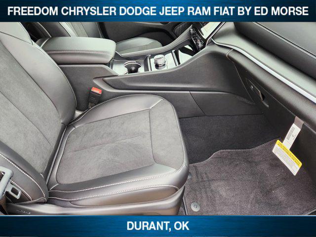 new 2025 Jeep Grand Cherokee car, priced at $43,483