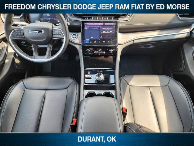 new 2025 Jeep Grand Cherokee car, priced at $46,395