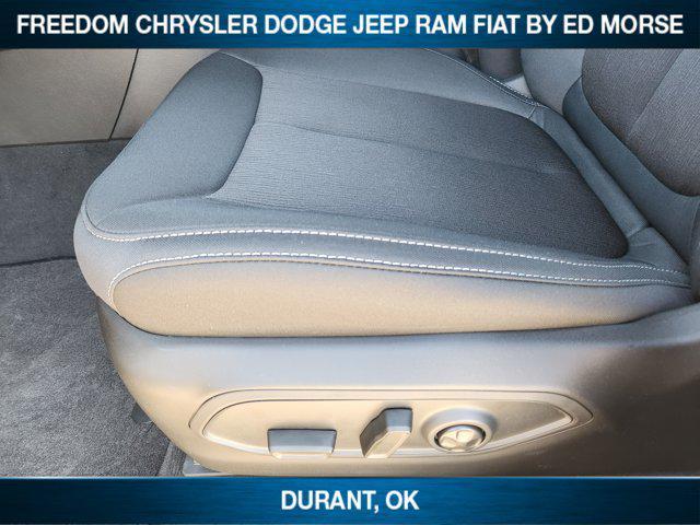 new 2025 Jeep Grand Cherokee car, priced at $39,014