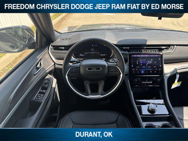 new 2025 Jeep Grand Cherokee car, priced at $46,395