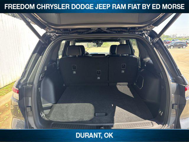 new 2025 Jeep Grand Cherokee car, priced at $46,395
