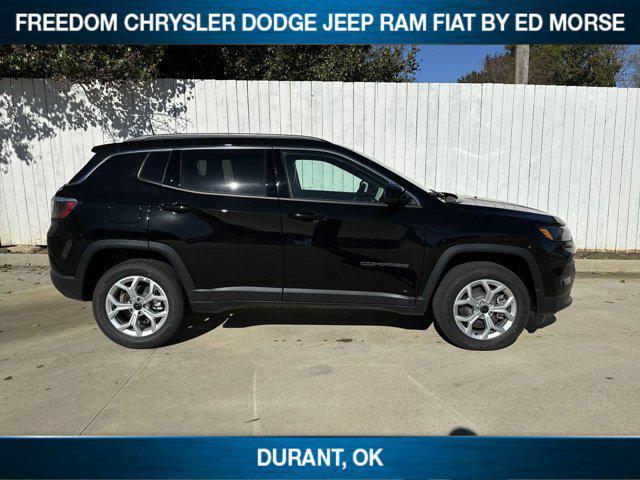 new 2025 Jeep Compass car, priced at $32,510