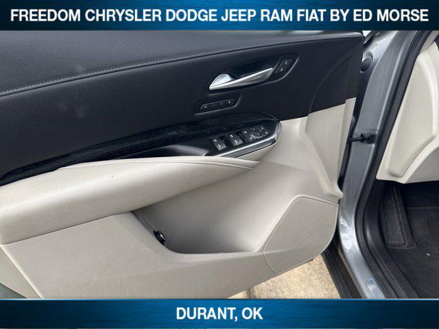 used 2023 Cadillac XT4 car, priced at $25,790