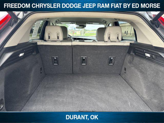 used 2023 Cadillac XT4 car, priced at $25,790