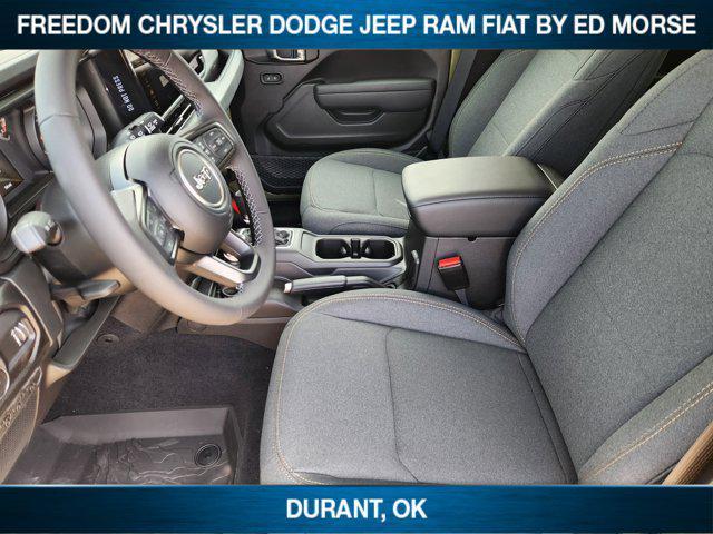 new 2025 Jeep Wrangler car, priced at $47,556
