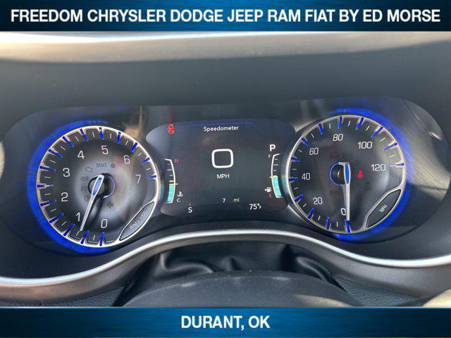 new 2025 Chrysler Pacifica car, priced at $41,575