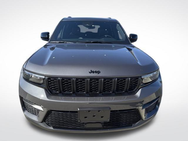 new 2025 Jeep Grand Cherokee car, priced at $46,600