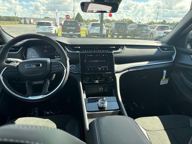 new 2025 Jeep Grand Cherokee L car, priced at $48,400