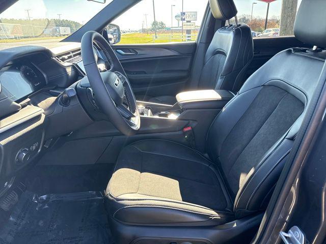 new 2025 Jeep Grand Cherokee L car, priced at $48,400