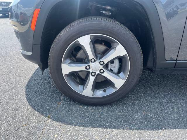 new 2025 Jeep Grand Cherokee L car, priced at $55,310