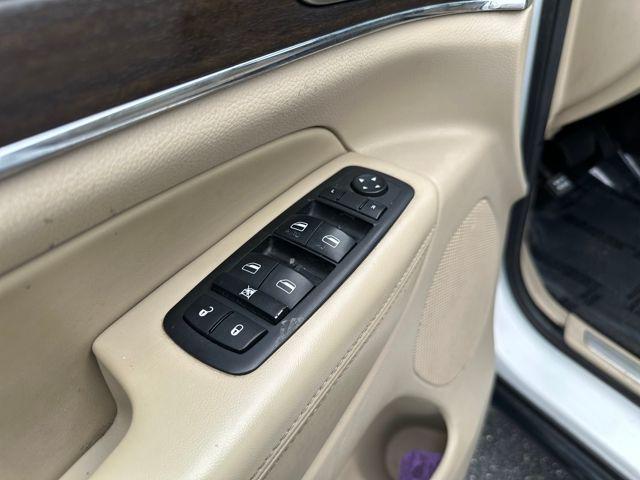 used 2015 Jeep Grand Cherokee car, priced at $8,895
