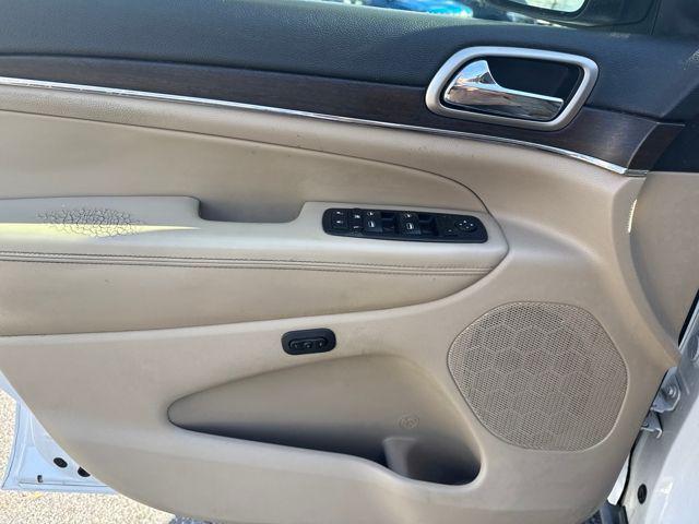 used 2015 Jeep Grand Cherokee car, priced at $8,895