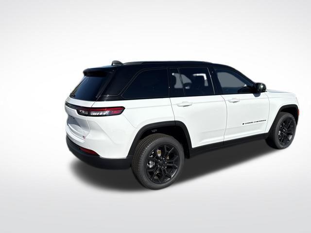 new 2025 Jeep Grand Cherokee car, priced at $53,140