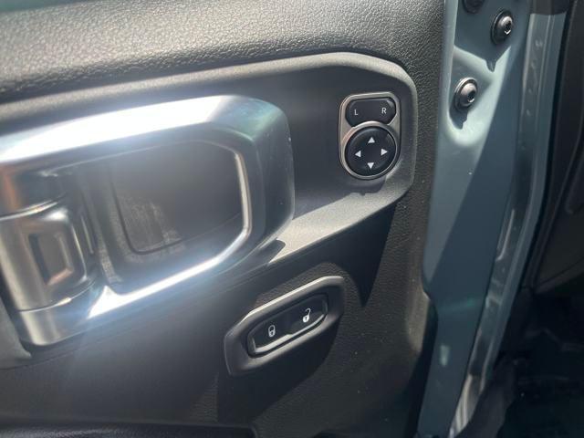 new 2025 Jeep Wrangler car, priced at $52,066