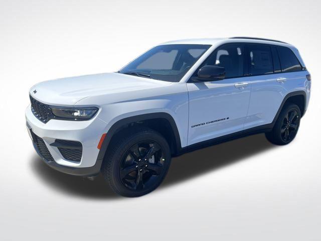 new 2025 Jeep Grand Cherokee car, priced at $46,280
