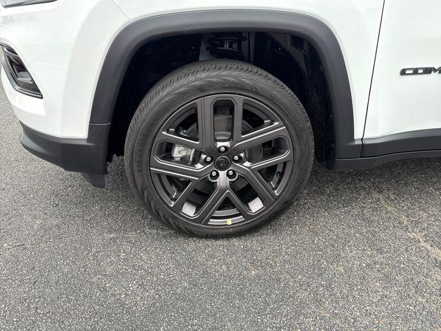 new 2026 Jeep Compass car, priced at $38,100