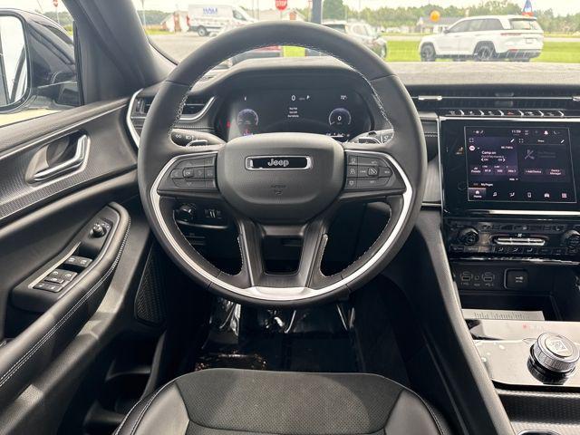 new 2025 Jeep Grand Cherokee L car, priced at $47,800