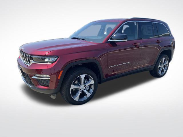 new 2025 Jeep Grand Cherokee car, priced at $53,410