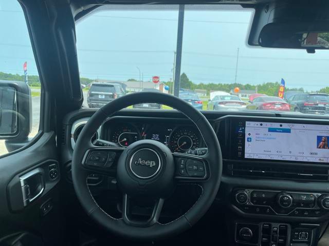 new 2025 Jeep Wrangler car, priced at $53,051