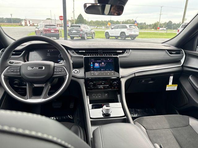 new 2025 Jeep Grand Cherokee L car, priced at $48,722