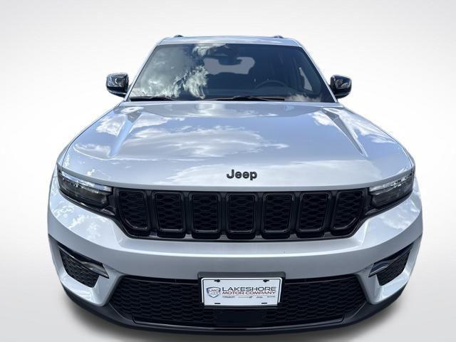 new 2025 Jeep Grand Cherokee car, priced at $51,000