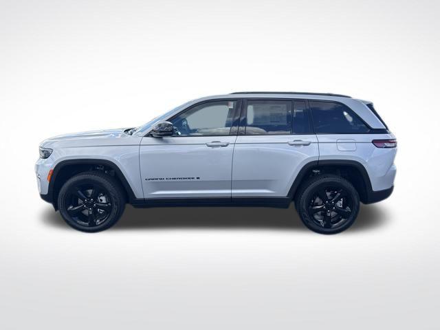 new 2025 Jeep Grand Cherokee car, priced at $51,000
