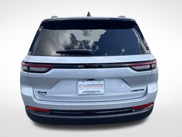 new 2025 Jeep Grand Cherokee car, priced at $51,000