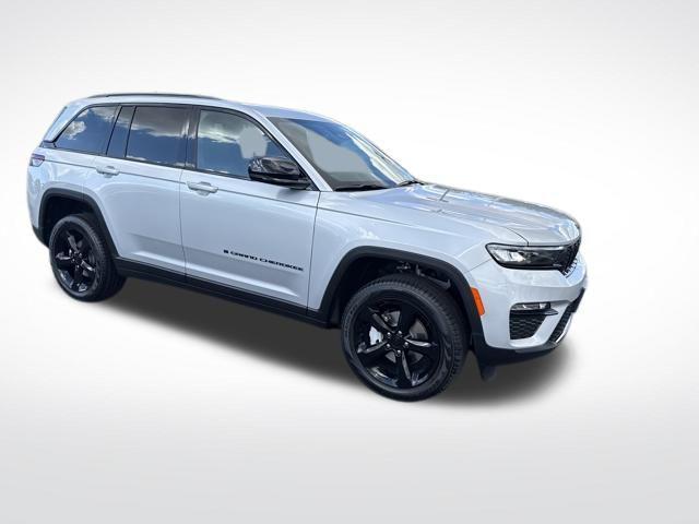 new 2025 Jeep Grand Cherokee car, priced at $51,000