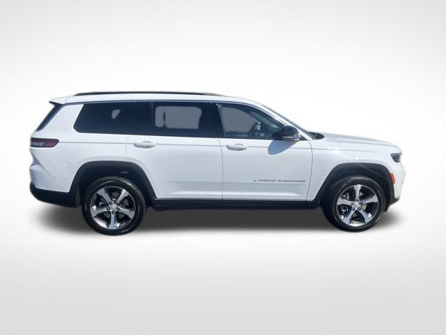 new 2025 Jeep Grand Cherokee L car, priced at $52,581