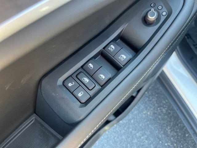 new 2025 Jeep Grand Cherokee L car, priced at $52,581