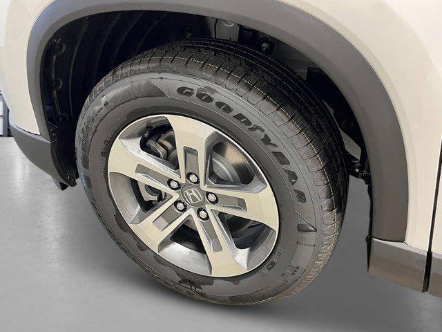 new 2025 Honda Pilot car, priced at $45,078