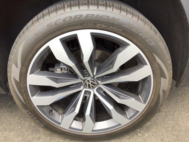 used 2021 Volkswagen Atlas car, priced at $31,999