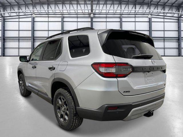 new 2025 Honda Pilot car, priced at $48,252