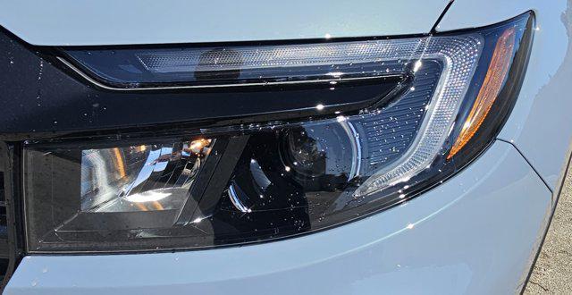 new 2025 Honda Ridgeline car, priced at $40,722