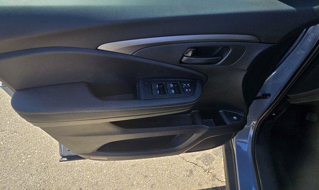 new 2025 Honda Ridgeline car, priced at $40,722