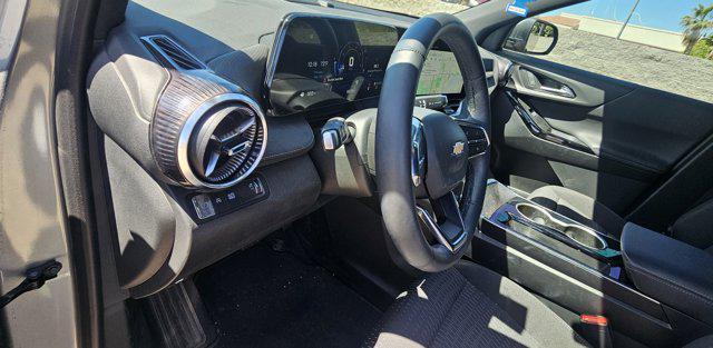 used 2025 Chevrolet Equinox car, priced at $27,649