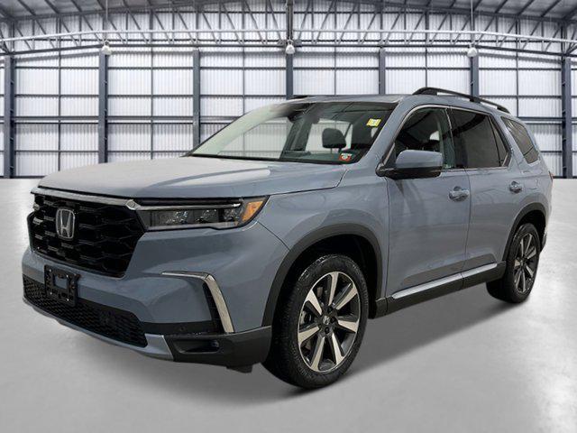 new 2025 Honda Pilot car, priced at $48,116