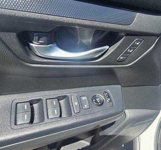 used 2025 Honda CR-V Hybrid car, priced at $35,776